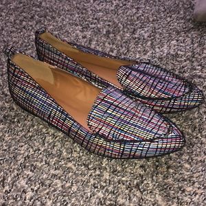 Multi-color pointed toe flats